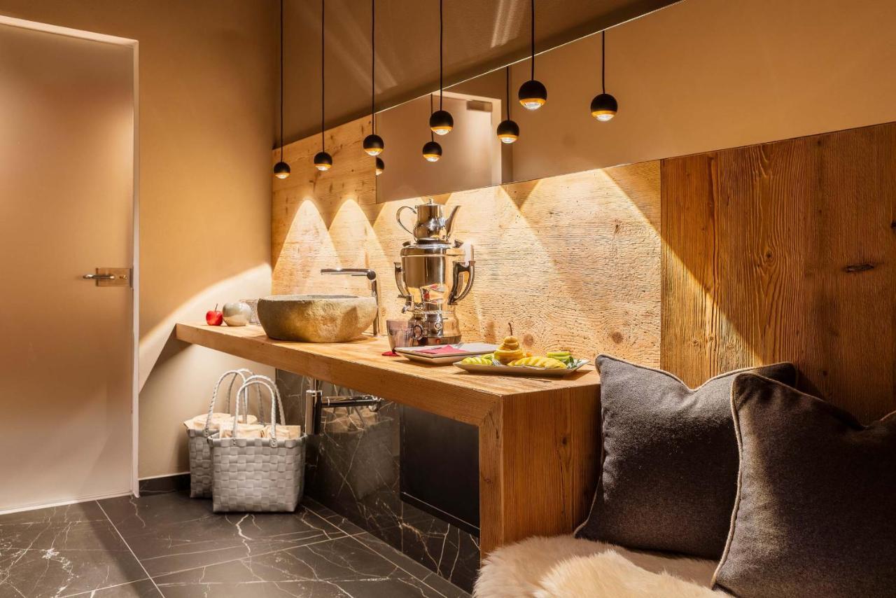 קורטינה ד'אמפזו Hotel Cristallino D'Ampezzo מראה חיצוני תמונה