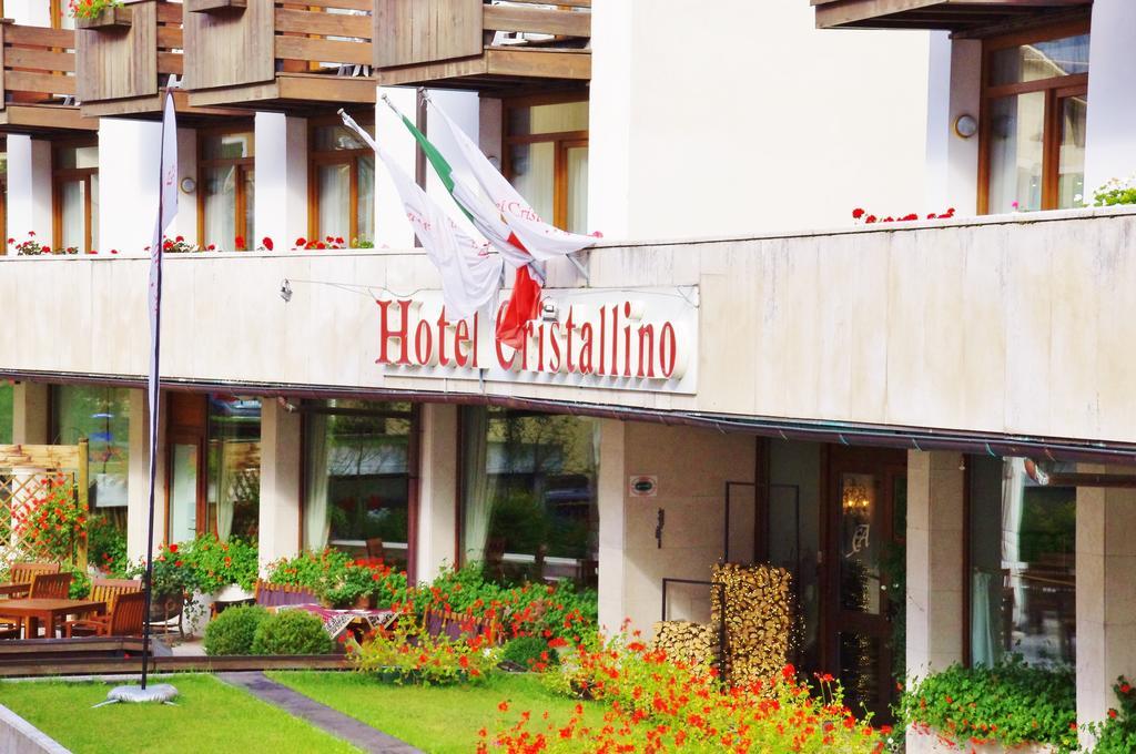 קורטינה ד'אמפזו Hotel Cristallino D'Ampezzo מראה חיצוני תמונה