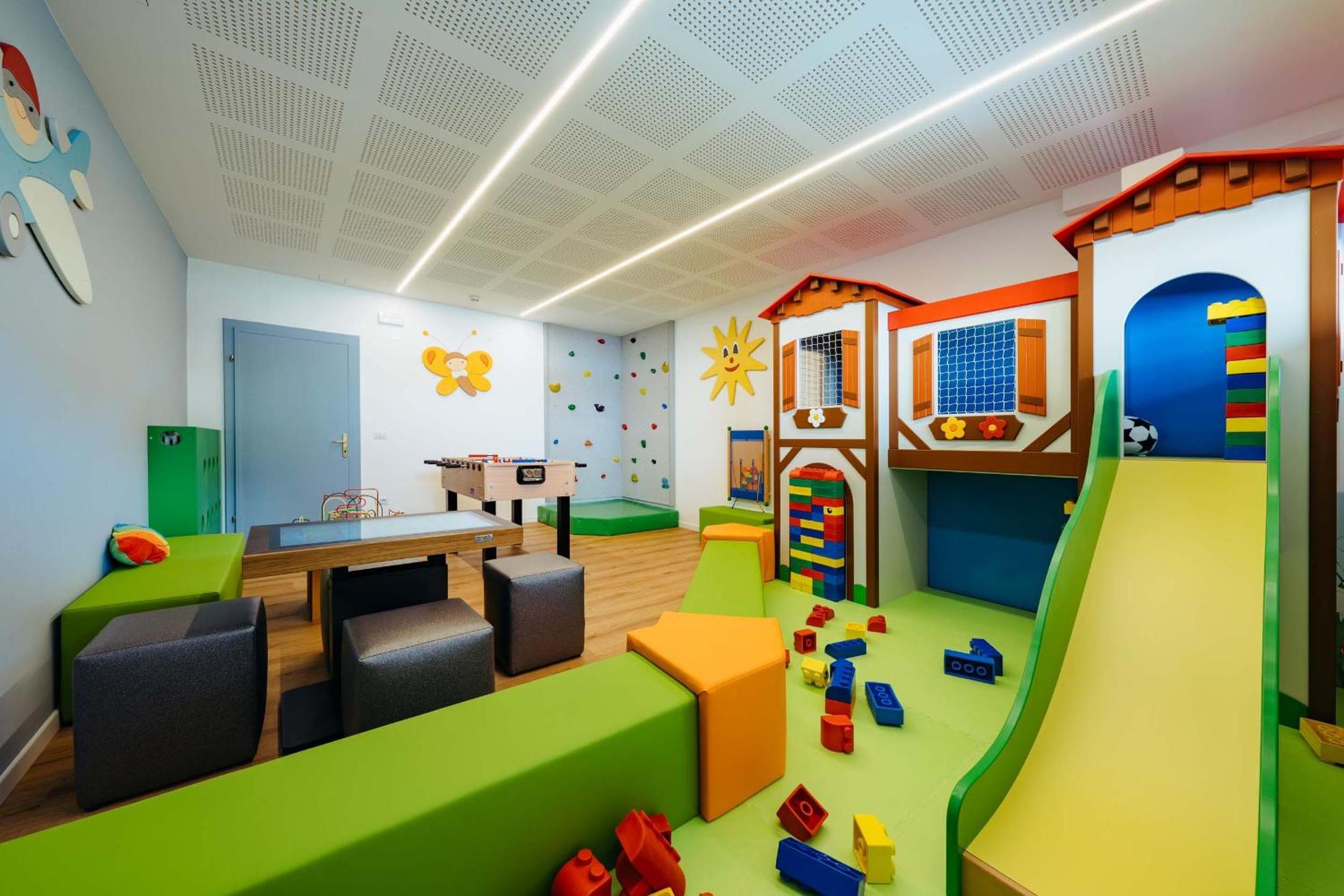 קורטינה ד'אמפזו Hotel Cristallino D'Ampezzo מראה חיצוני תמונה